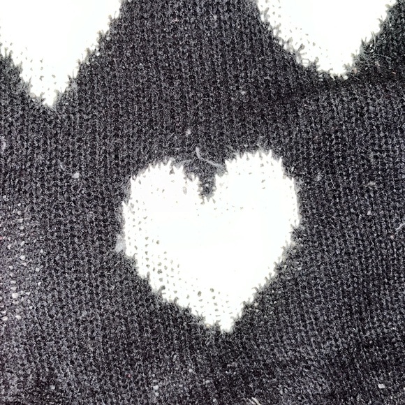 Wildfox White Label Love Lennon Sweater ~ in Black w/ Off-White Heart 🤍 - Picture 14 of 14